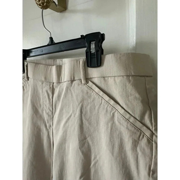 Rafaella Women’s size 12 petite Brown pants - Picture 3 of 5